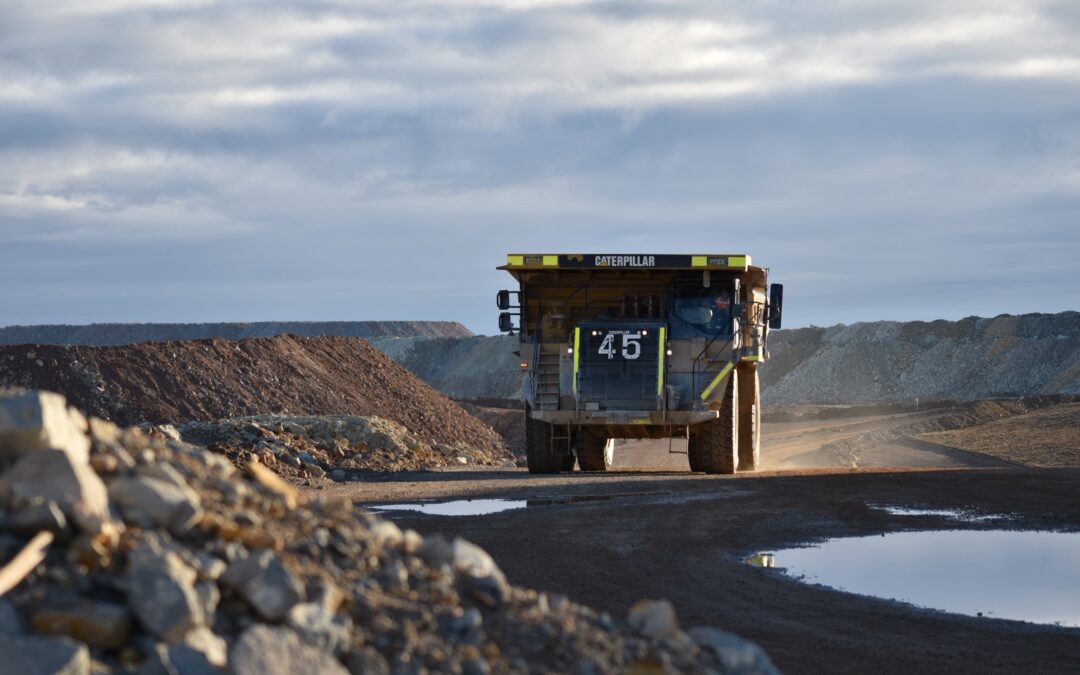 UNA DECISIÓN INCONSULTA QUE PONE EN RIESGO EL FUTURO DE LA MINERÍA  EN SANTA CRUZ